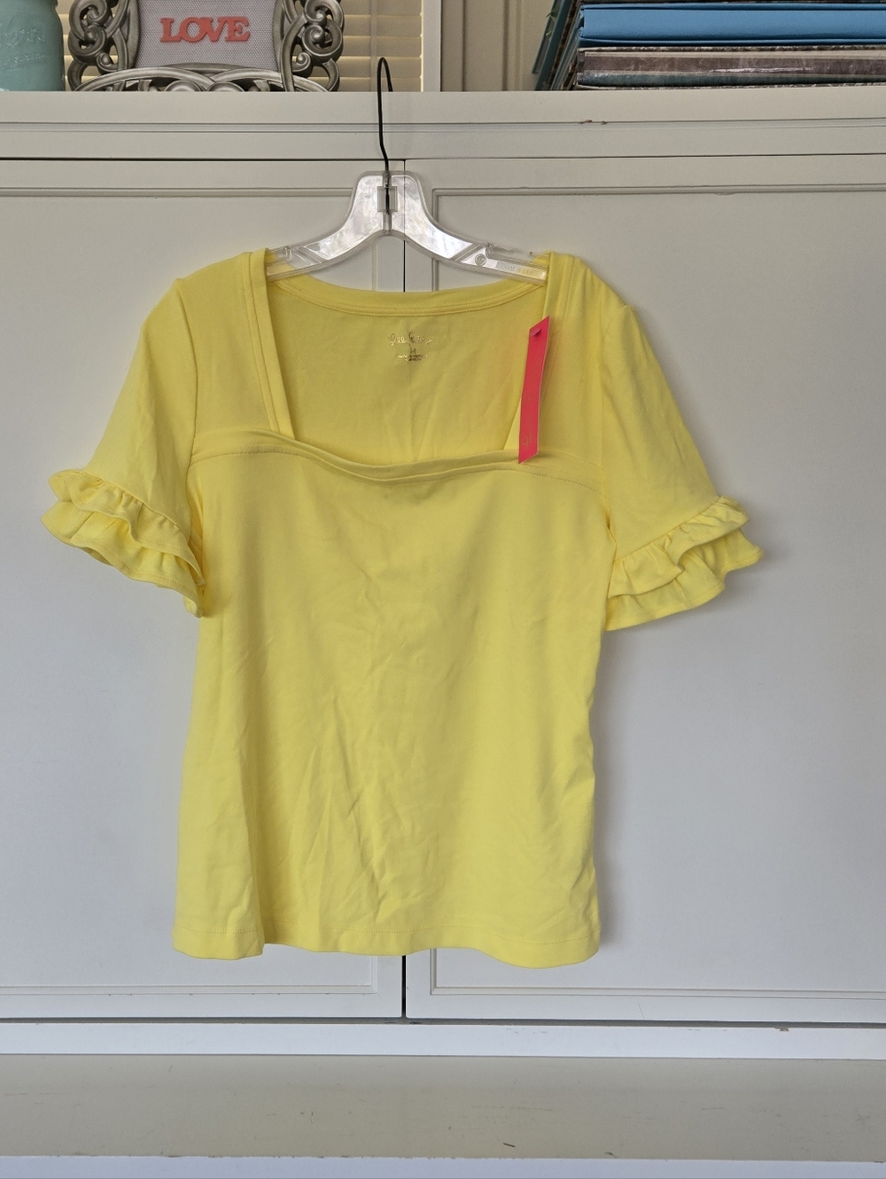 NWT Lilly Pulitzer Ruffle Sleeve Top